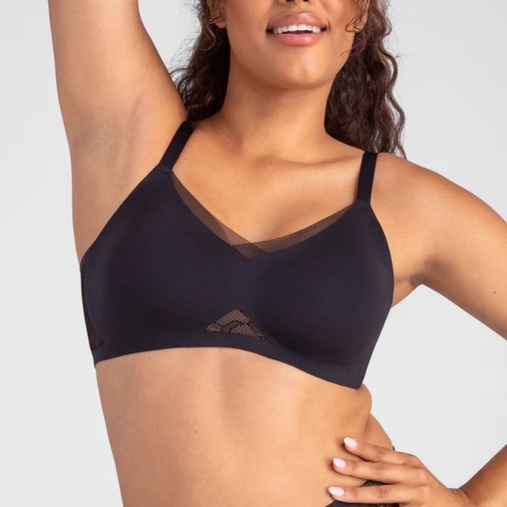 HoneyLove CrossOver Lace Bra in Runway Black Size 1X 40 C/D